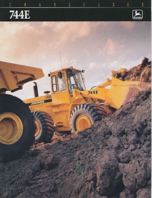 Pale gommate John Deere Construction 744 E
