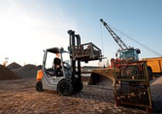 Carrelli elevatori frontali a gas Still RC 40-35 T