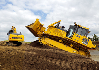 Apripista cingolati Komatsu D85EXi-18E0