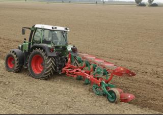 Aratri Kverneland 150 B 100