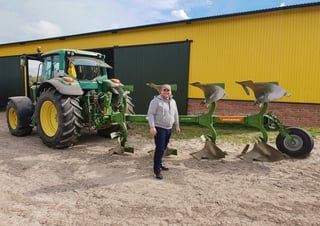 Aratri Amazone Cayros XM 3-850