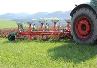 Aratri Kverneland EG 100/200