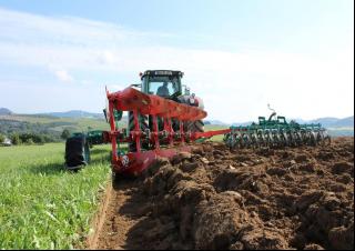 Aratri Kverneland EG 100/200