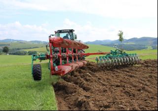 Aratri Kverneland EG 100/200