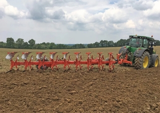Aratri Kuhn Multi-Leader XT 9 NSH