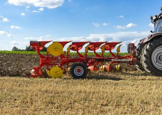 Aratri Pöttinger Servo 4000