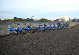 Aratri Lemken Titan 18 7+4 / 100