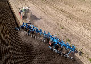 Aratri Lemken Titan 18 V U 8+3+1 / 100