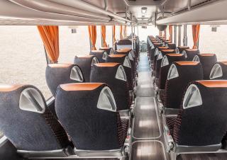 Autobus Autobus interurbani Mercedes-Benz Intouro L