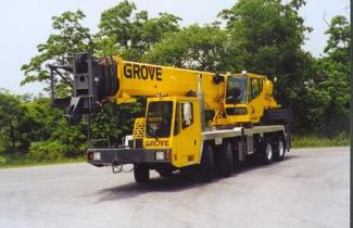 Autogru Grove TMS700E