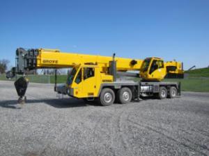 Autogru Grove TMS800E
