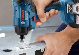 Elettroutensili a batteria Avvitatori ad inpulsi a batteria Bosch GDR 18V-160