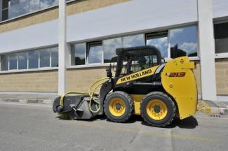 Minipale New Holland L213