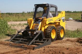 Minipale Gehl SL 4240
