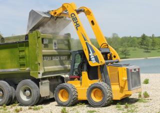 Minipale Gehl V400