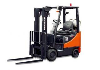 Carrelli elevatori frontali a gas Doosan G15S-5
