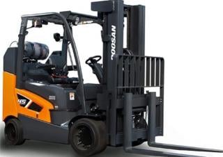 Carrelli elevatori frontali a gas Doosan GC45S-9