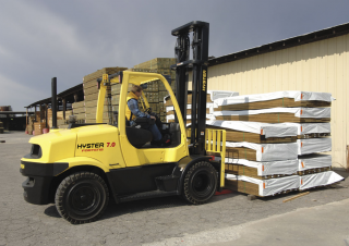 Carrelli elevatori frontali a gas Hyster H7.0FT