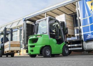Carrelli elevatori frontali a gas Cesab M315GV