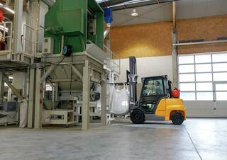 Carrelli elevatori frontali a gas Jungheinrich TFG 430s 