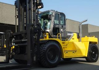 Carrelli elevatori frontali diesel Hyundai 250D-9