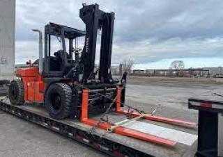 Carrelli elevatori frontali diesel Toyota 2THD300-24