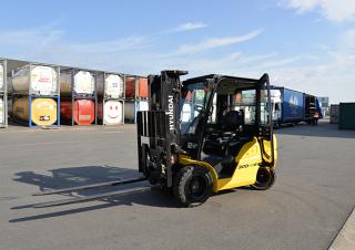 Carrelli elevatori frontali diesel Hyundai 30D-9E