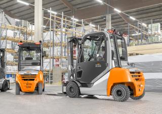 Carrelli elevatori frontali diesel Still RX 70-25/600