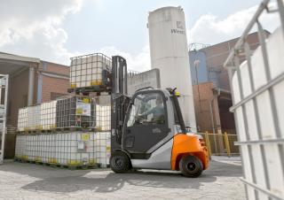 Carrelli elevatori frontali diesel Still RX 70-25/600
