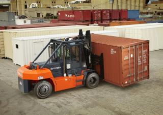 Carrelli elevatori frontali diesel Toyota THD3600S-24