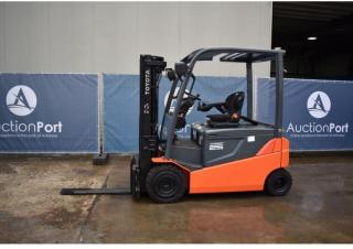 Carrelli elevatori frontali elettrici Toyota 05-8FBM25T