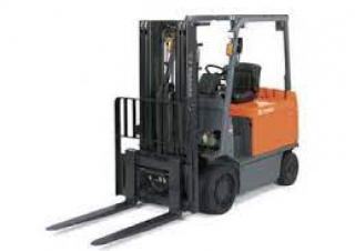 Carrelli elevatori frontali elettrici Toyota 7FBCU35