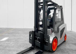 Carrelli elevatori frontali elettrici Carer A 55 SC