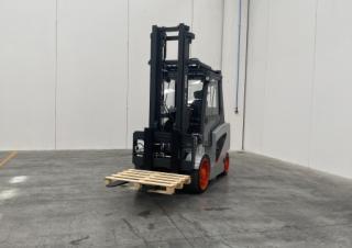 Carrelli elevatori frontali elettrici Carer A 55 SC