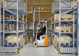 Carrelli elevatori frontali elettrici Still RXE 13