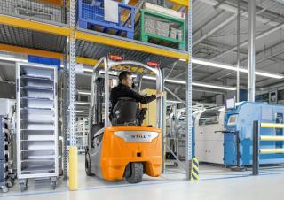 Carrelli elevatori frontali elettrici Still RXE 15