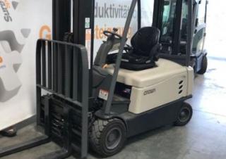 Carrelli elevatori frontali elettrici Crown SCF 6060 2.0