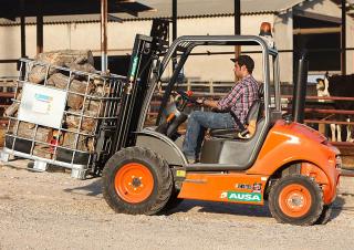 Carrelli elevatori fuoristrada Ausa C 150 H x2