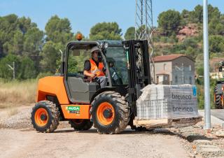 Carrelli elevatori fuoristrada Ausa C 251 H x4