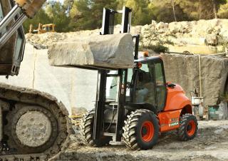 Carrelli elevatori fuoristrada Ausa C 500 H x4