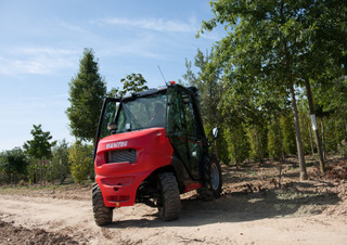 Carrelli elevatori fuoristrada Manitou MC 18-4
