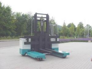 Carrelli multidirezionali Carrelli multidirezionali elettrici Baka EFY 60/10/40 A