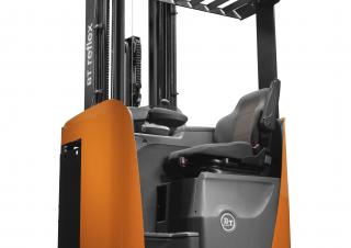 Carrelli elevatori retrattili elettrici BT RRE 160 B 