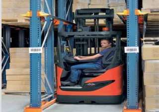 Carrelli elevatori retrattili elettrici Linde R12N