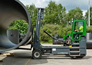 Carrelli multidirezionali Carrelli multidirezionali diesel Combi-Lift C 14000 JD