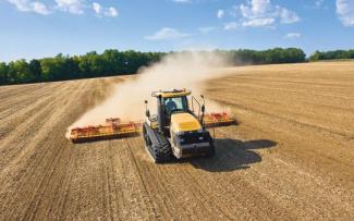 Trattrice agricola cingolati Challenger MT845 C