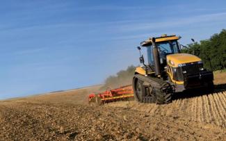 Trattrice agricola cingolati Challenger MT845 C
