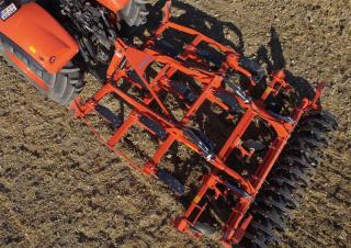 Coltivatori con vomeri ad alette Kubota CU3301 DW