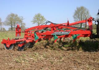 Coltivatori con vomeri ad alette Kverneland Enduro 4500 F