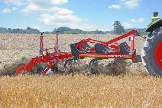 Coltivatori con vomeri ad alette Horsch Terrano 3 FX